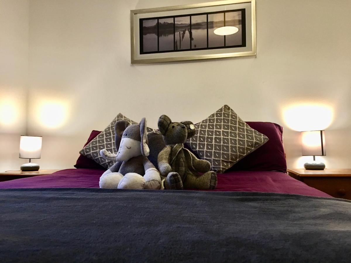 Central Spacious 2 Bedroom By Union Square Free Parking Aberdeen Bagian luar foto